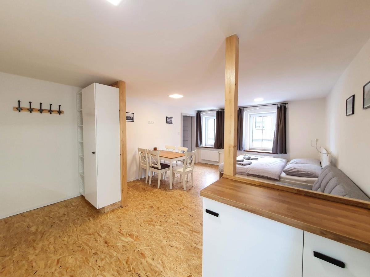 Apartmany U Muzea Horni Blatna Bagian luar foto