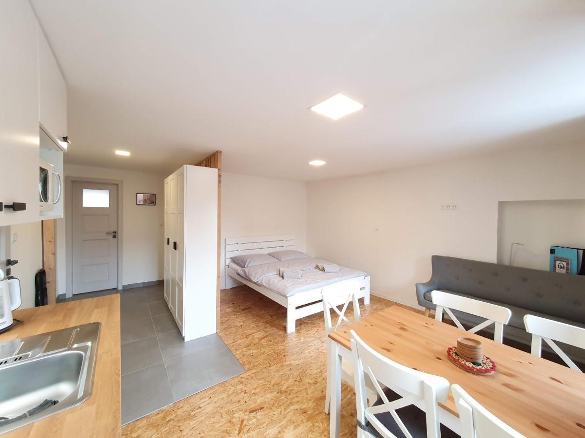 Apartmany U Muzea Horni Blatna Bagian luar foto