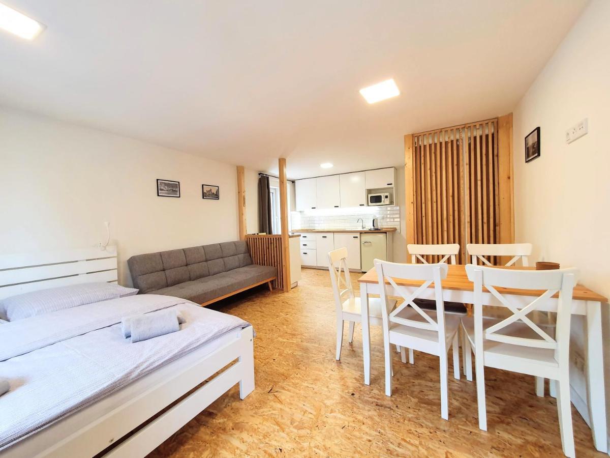Apartmany U Muzea Horni Blatna Bagian luar foto
